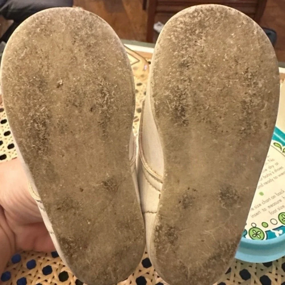 Vintage Wolco Baby Shoes White Leather High Top Size 3 w/ Original Case & Insert